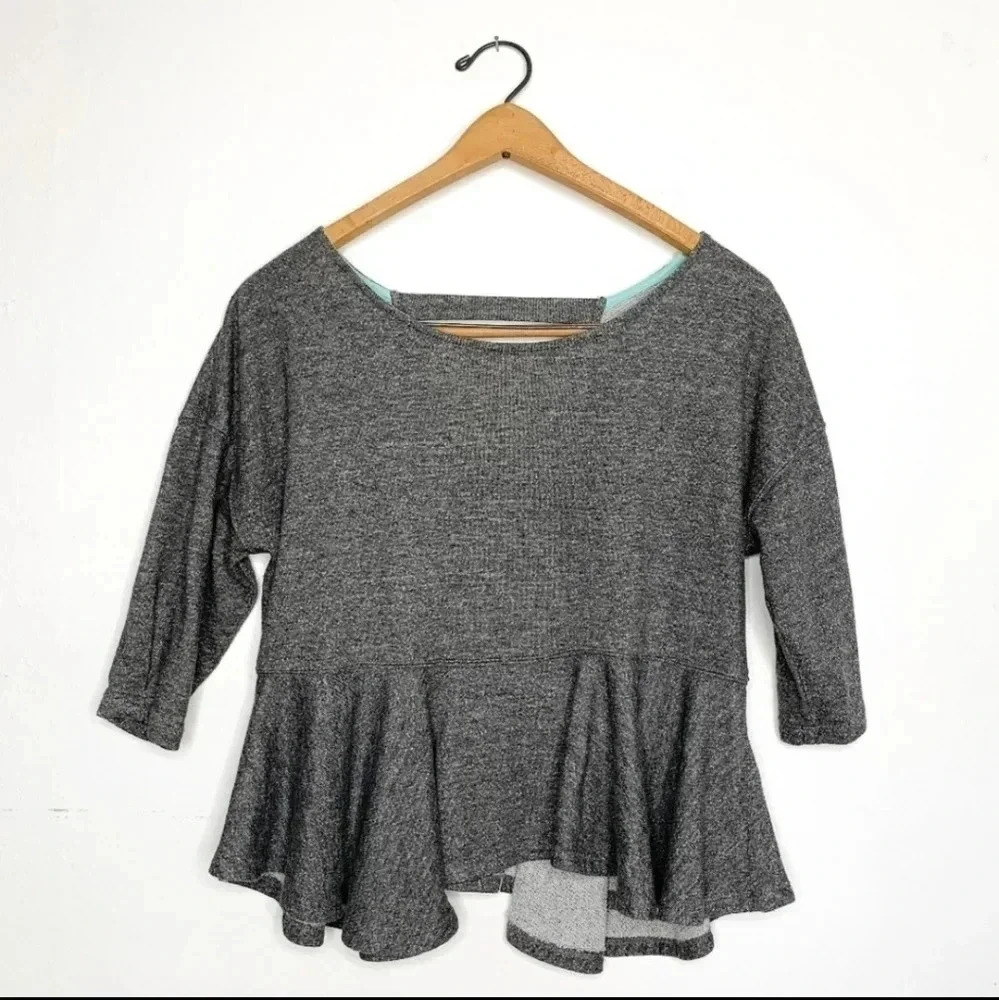 🍀 Gray Antropologie Saturday Sunday Shirt
